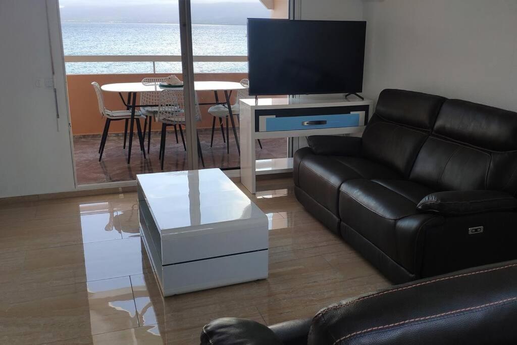 Appart. T2 De Luxe +Jacuzzi, Vue Mer Et Cote Plage Le Gosier  Exterior foto